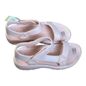 Teva Hurricane Drift Beach Sand Size 2 Sandals Water Shoes NWT